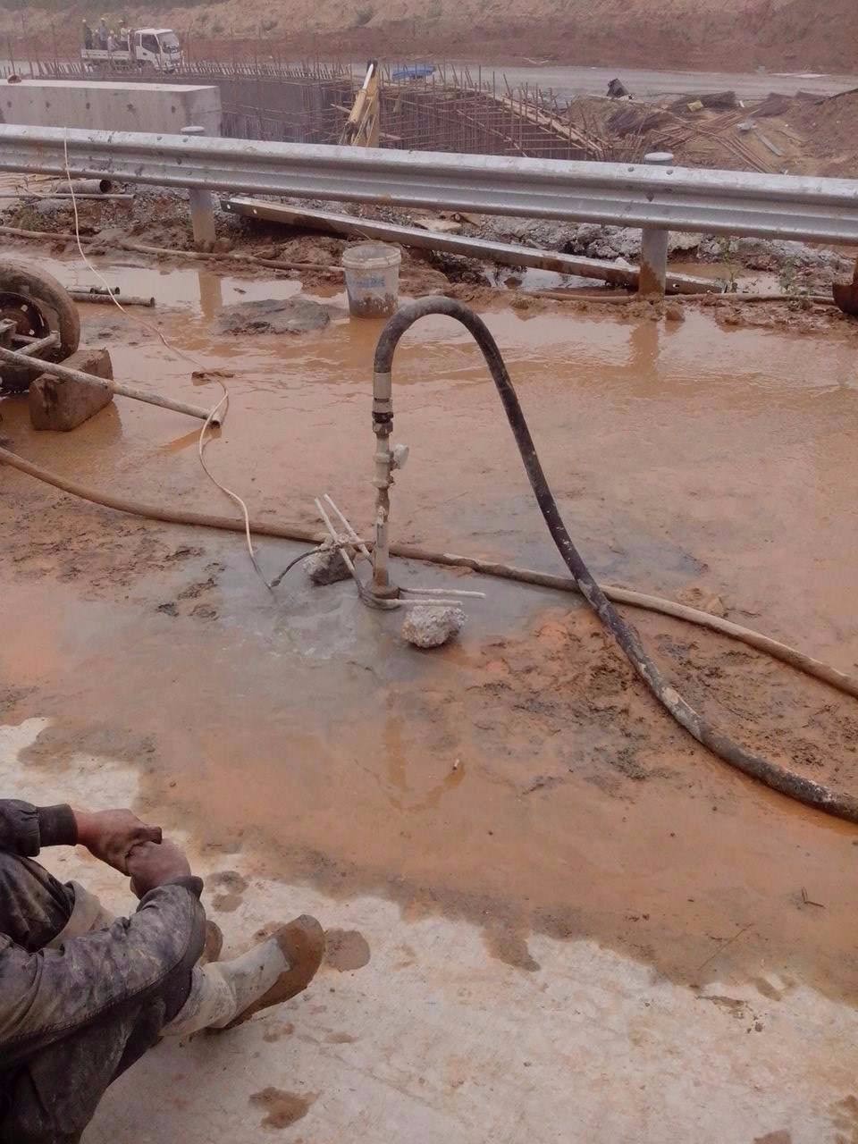 京山路基压密注浆