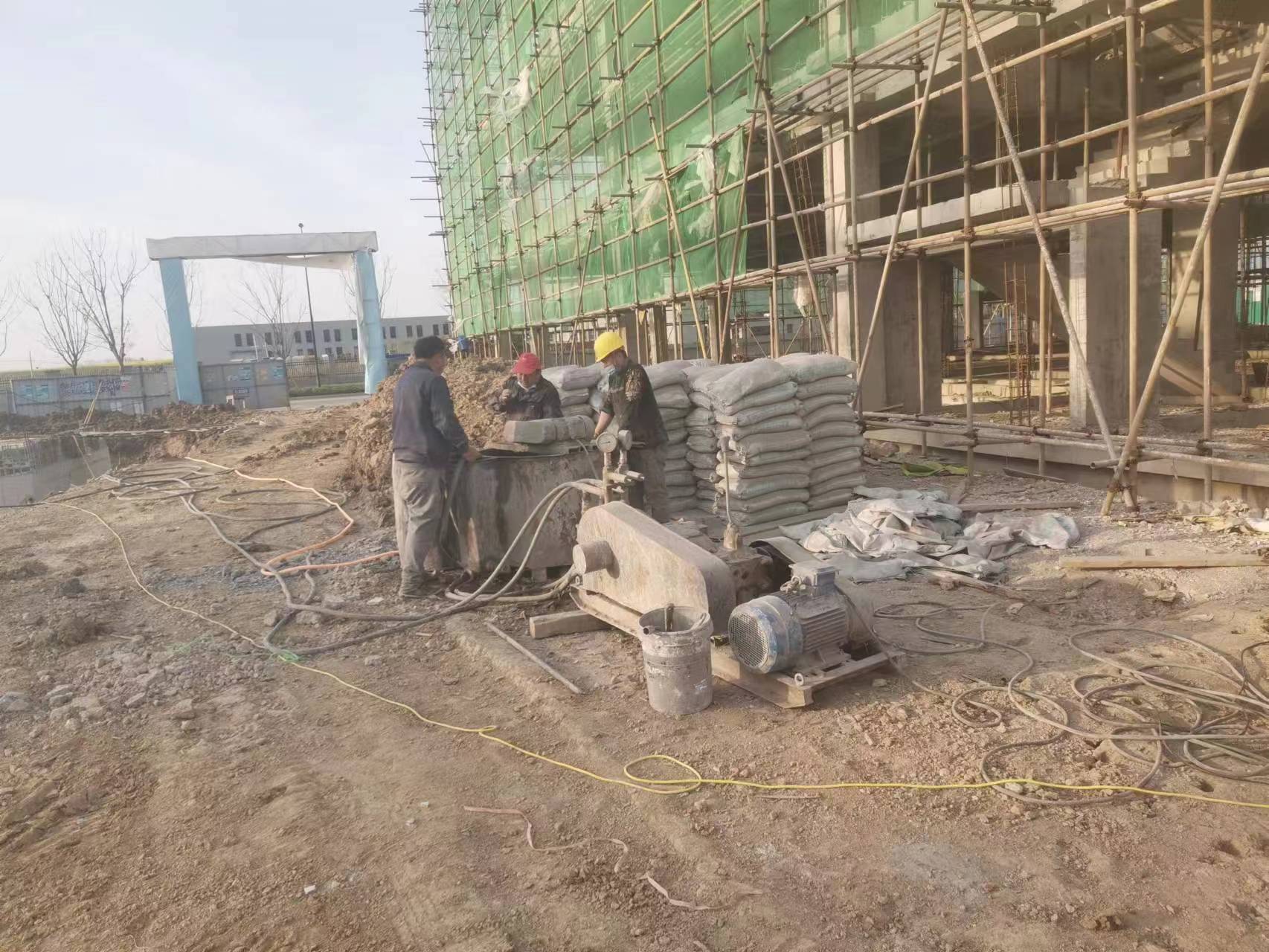 京山别墅下沉注浆